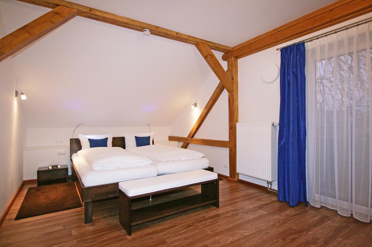 Ferienwohnung Am Kurpark -Wohnung 3,150Qm- Mit Lift Гарміш-Партенкірхен Екстер'єр фото